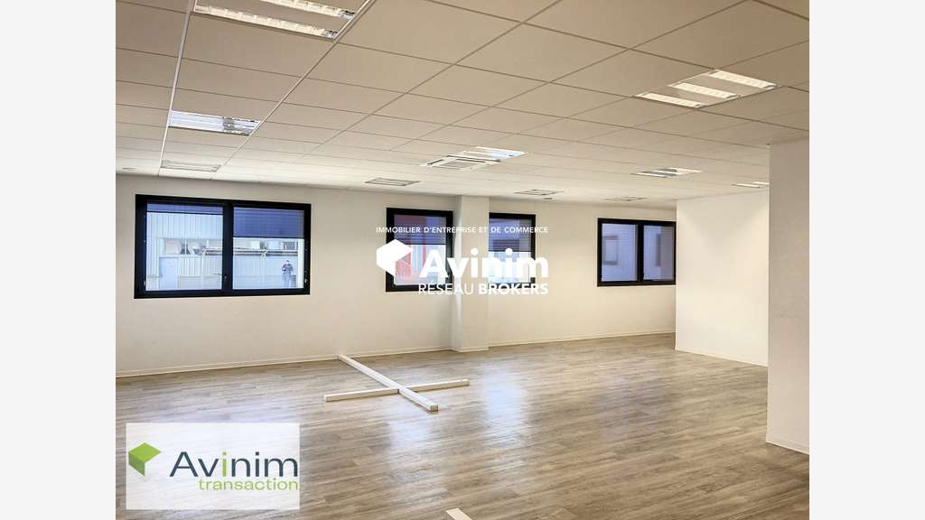 A louer espace tertiaire 490m² R+1 sur Remiremont