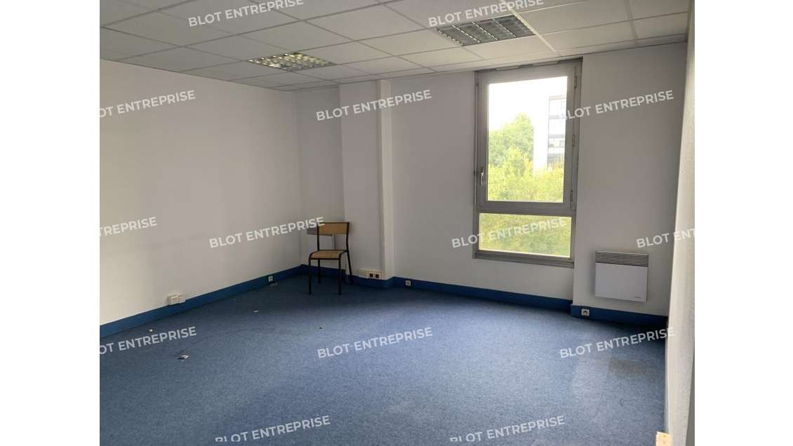 A louer bureaux 168m² R+2 à Rennes Saint-Martin