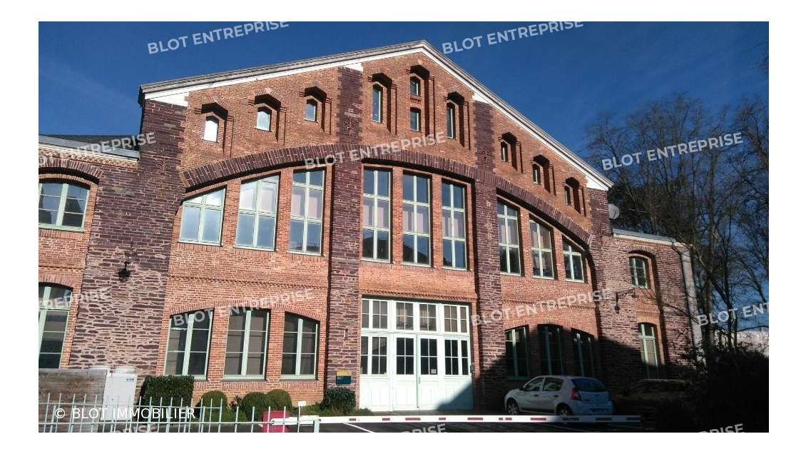 A louer bureaux 380m² à Rennes parc Oberthur