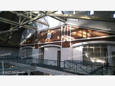 A louer bureaux 225m² à Rennes parc Oberthur