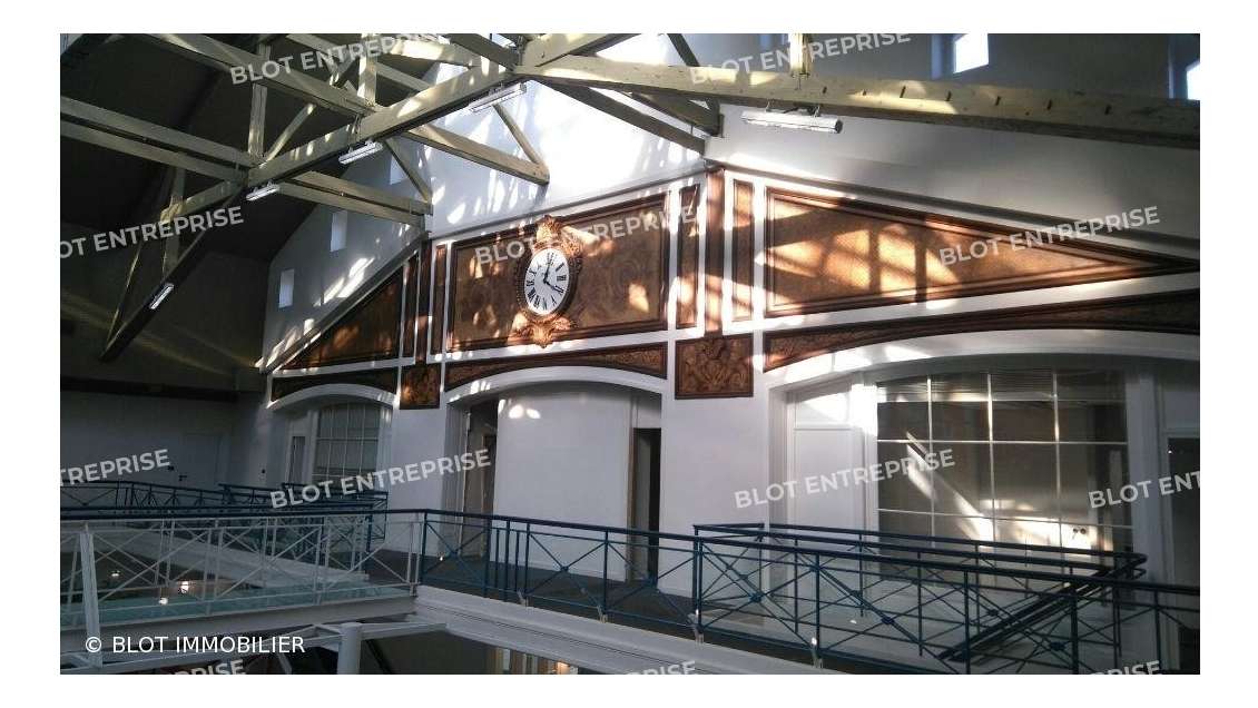 A louer bureaux 225m² à Rennes parc Oberthur