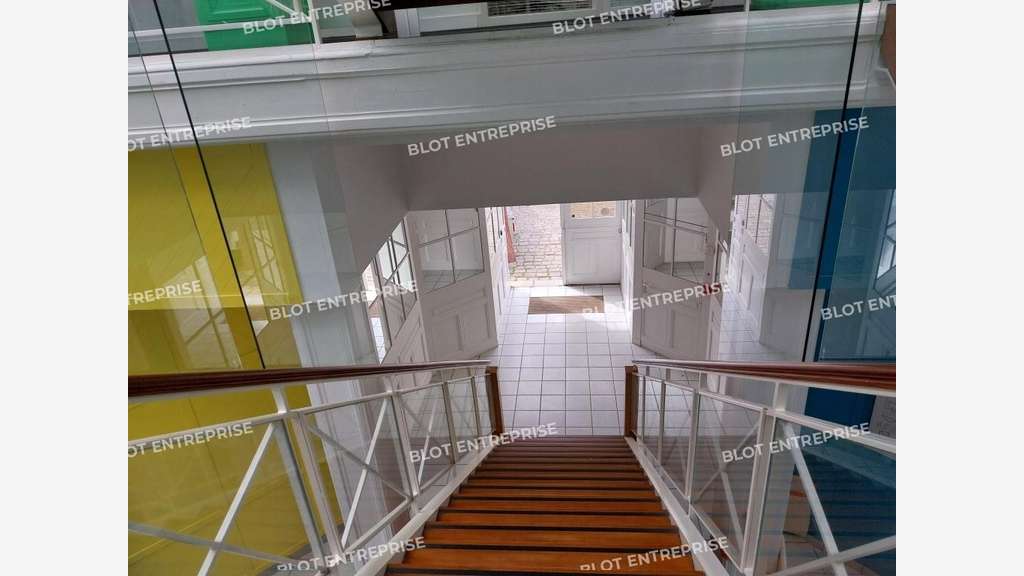 A louer bureaux 225m² à Rennes parc Oberthur