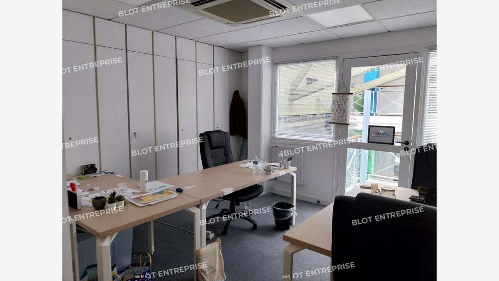 A louer bureaux 225m² à Rennes parc Oberthur