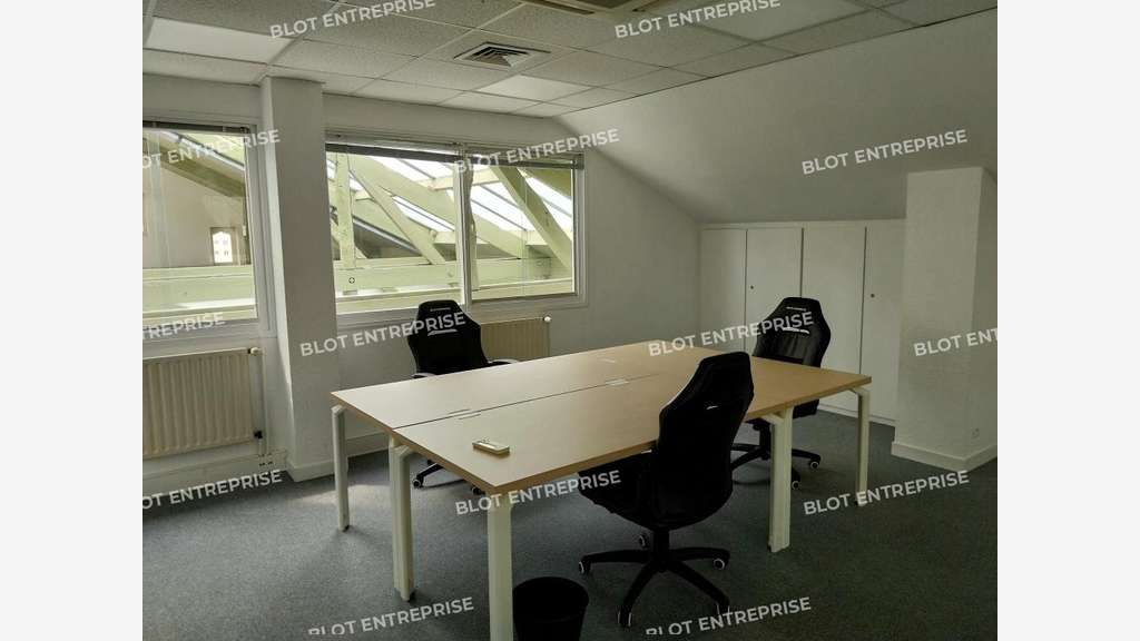 A louer bureaux 225m² à Rennes parc Oberthur