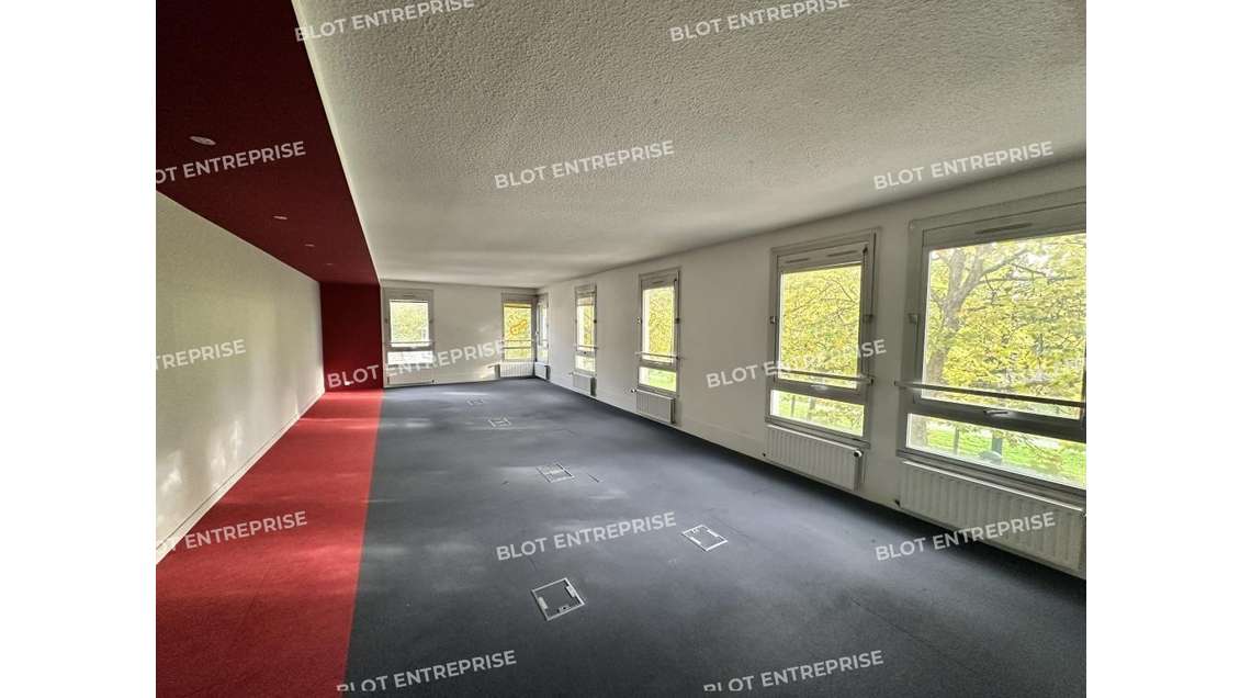 A louer bureaux 88m² à Rennes métro Clémenceau