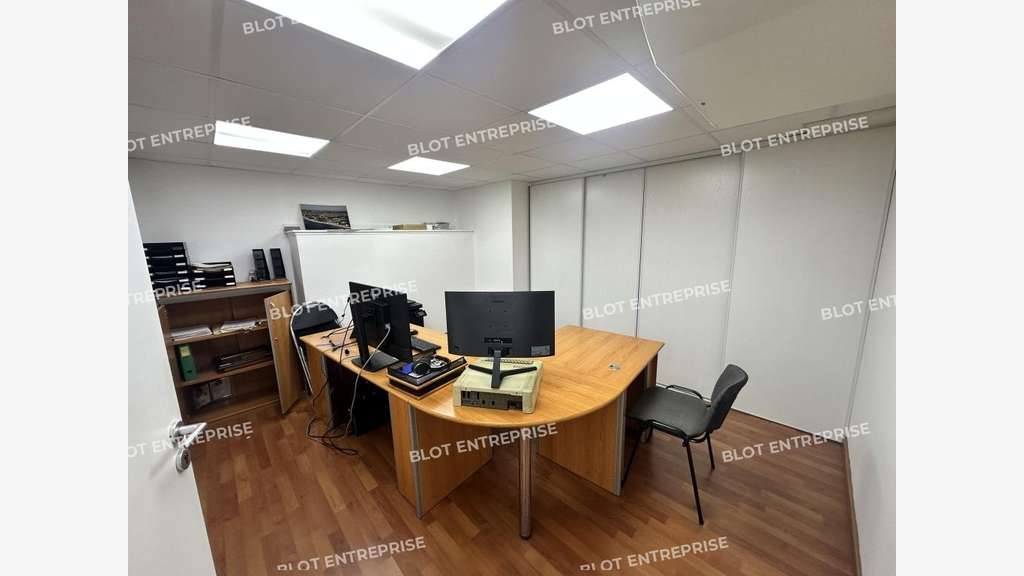 A louer bureaux 140m² route de Lorient à Rennes
