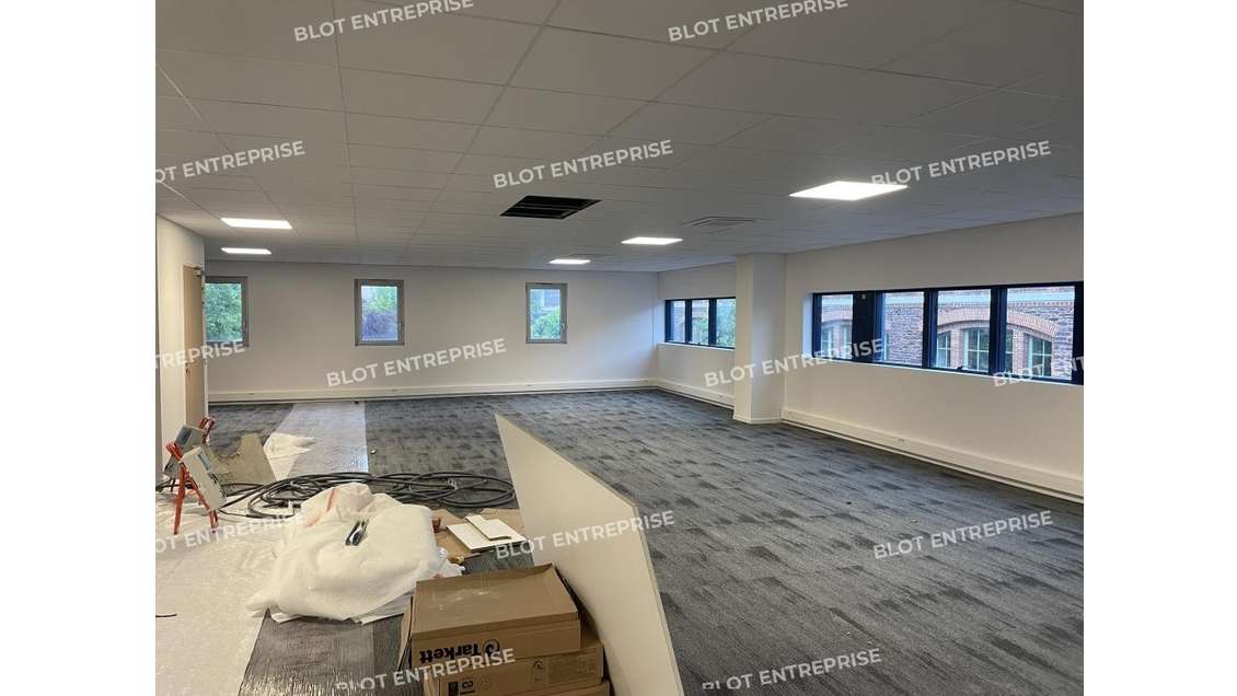 A louer en sous-location bureaux 181m² à Rennes