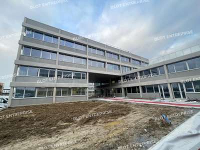A louer bureaux 636m² Rennes ZA Atalante Champeaux