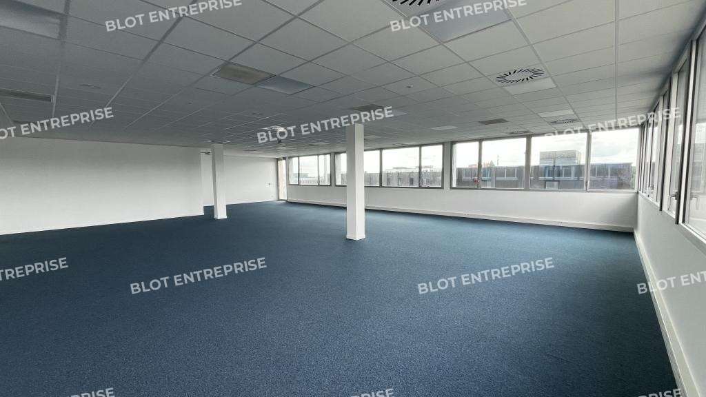 A louer bureaux 636m² Rennes ZA Atalante Champeaux