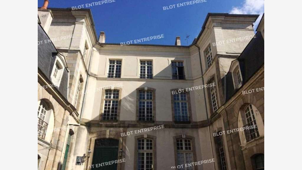 A louer bureaux 65m² à Rennes centre