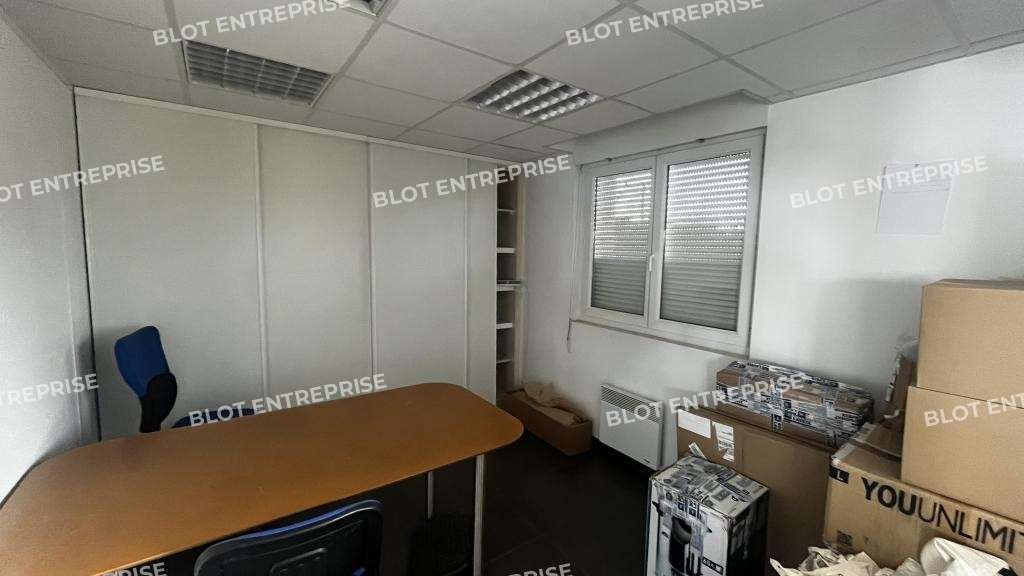 A louer bureaux 214m² sur axe pénétrant de Rennes