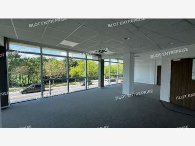 A louer bureaux 380m² R+1 à Rennes Cleunay