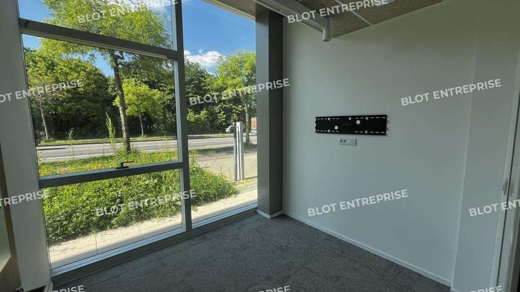 A louer bureaux 106m² axe passant Rennes Cleunay