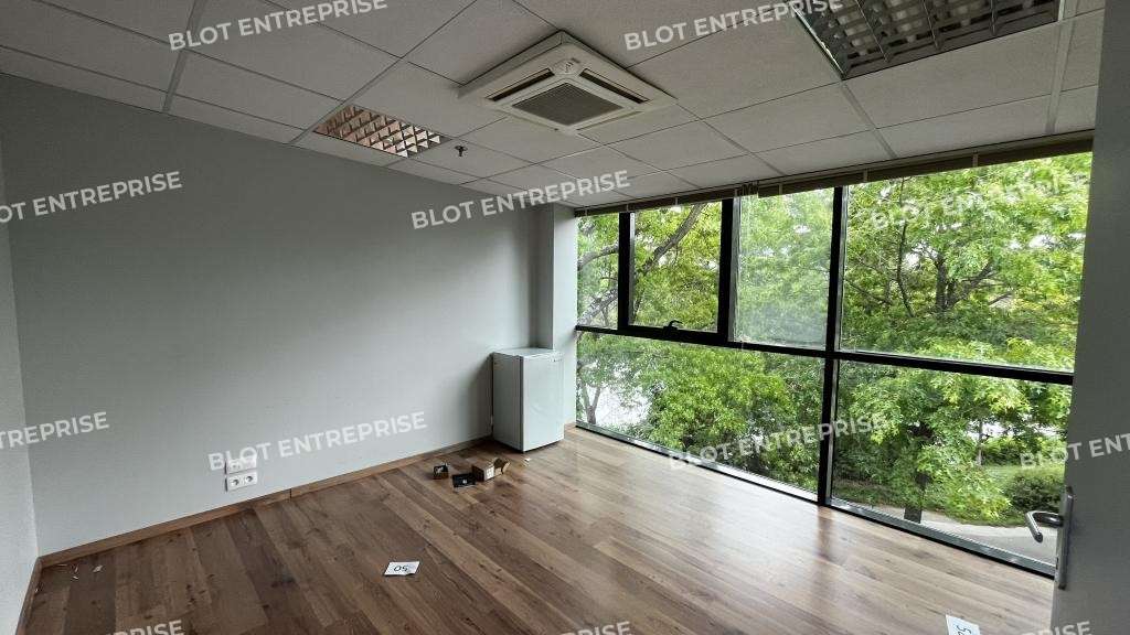 A louer bureaux 103m² Rennes Longchamps