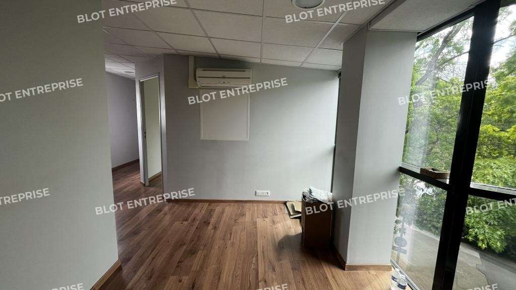 A louer bureaux 103m² Rennes Longchamps