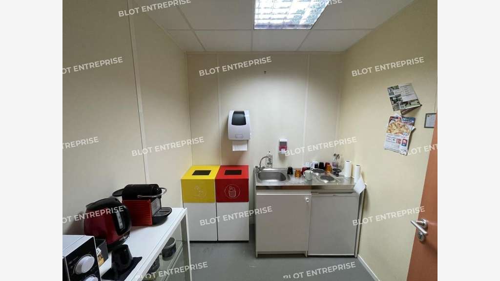 A louer bureaux 273m² au Nord-Est de Rennes
