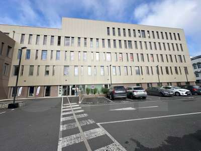 Bureaux 406m² R+2 RT2012 à louer à Rennes