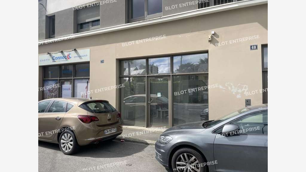 A louer bureaux 74m² divisibles à Rennes Sud