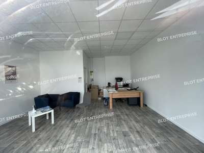 A louer bureaux 74m² divisibles à Rennes Sud