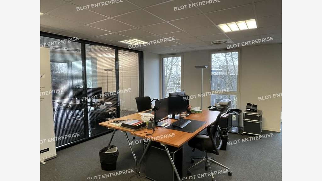 A louer bureaux  233m² Ecopôle sud-est  Rennes