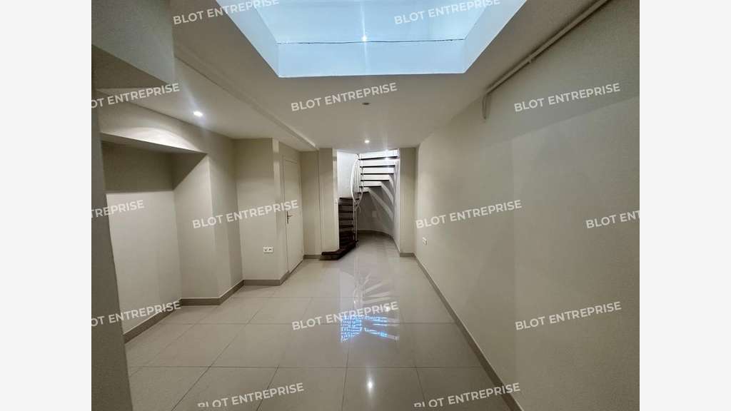 Location bureaux 60m² belle visibilité à Rennes