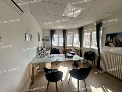 A louer bureaux 82m² à Rennes centre-ville