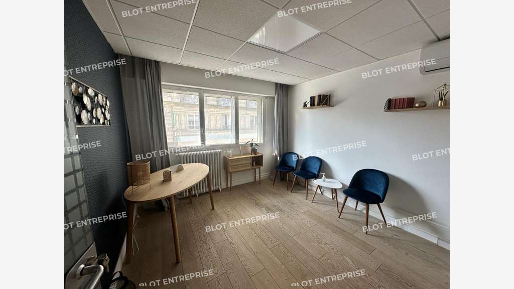 A louer bureaux 82m² à Rennes centre-ville