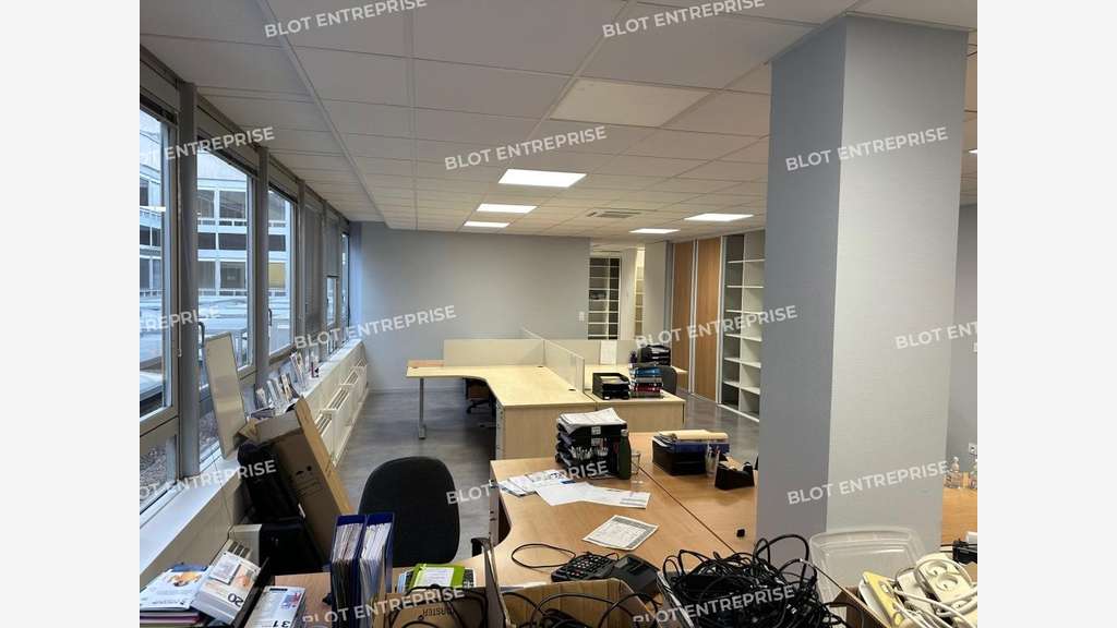 A louer bureaux 200m² à Rennes centre
