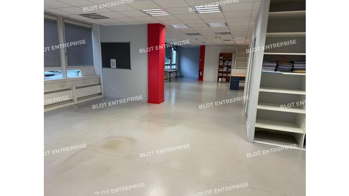 A louer bureaux 200m² à Rennes centre