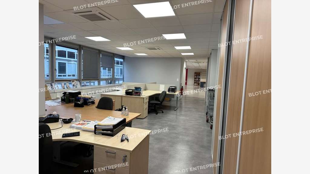 A louer bureaux 200m² à Rennes centre