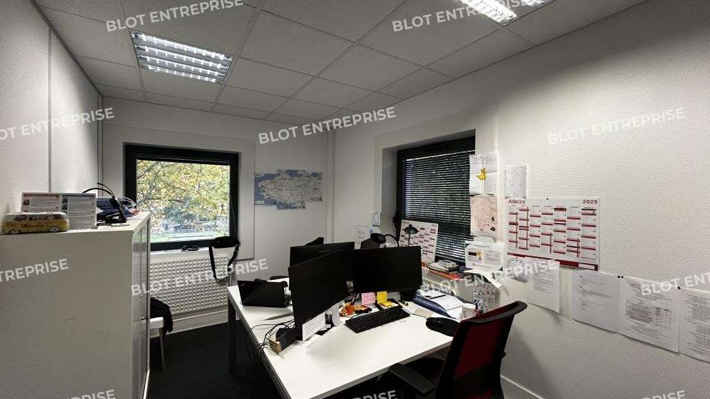 A louer bureaux rénovés de 248m² à Rennes SUD