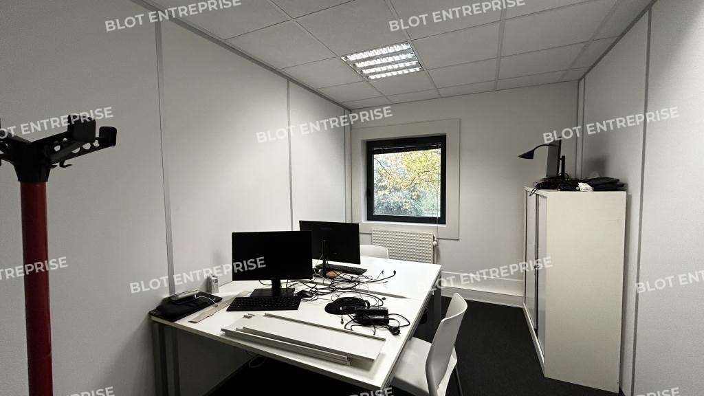 A louer bureaux rénovés de 248m² à Rennes SUD