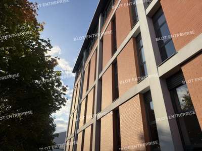 A louer bureaux 300m² Rennes zone Route de Lorient