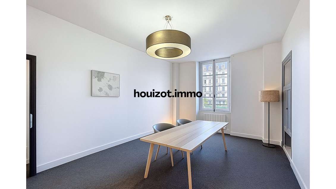 Bureau 18m² à louer proche place des Lices Rennes