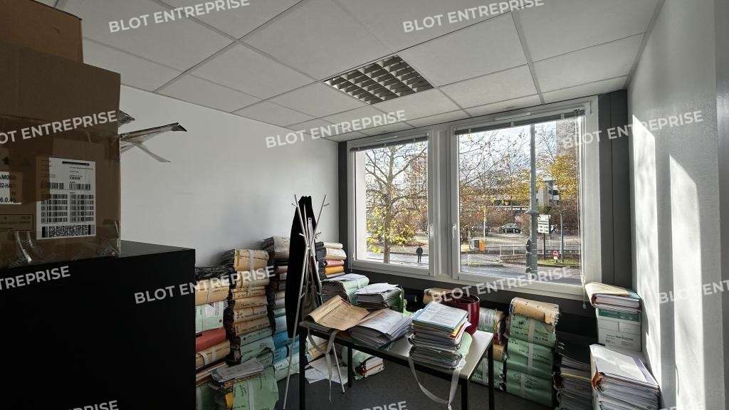 A louer bureaux de 175m² au 1er étage à Rennes