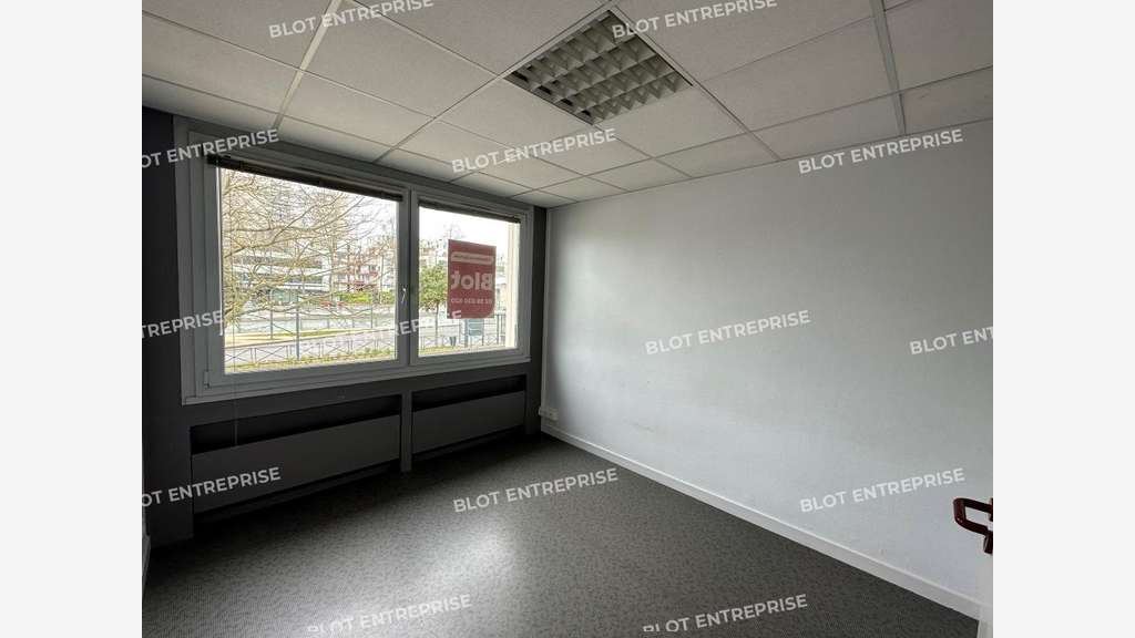 A louer bureaux 56m² à Rennes axe emblématique