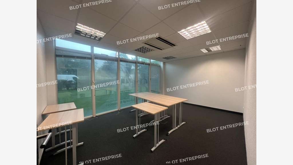 A louer bureaux 2918m² empl stratégique à Rennes