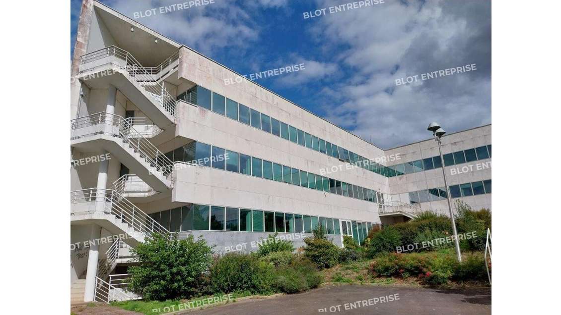 A louer bureaux 2918m² empl stratégique à Rennes