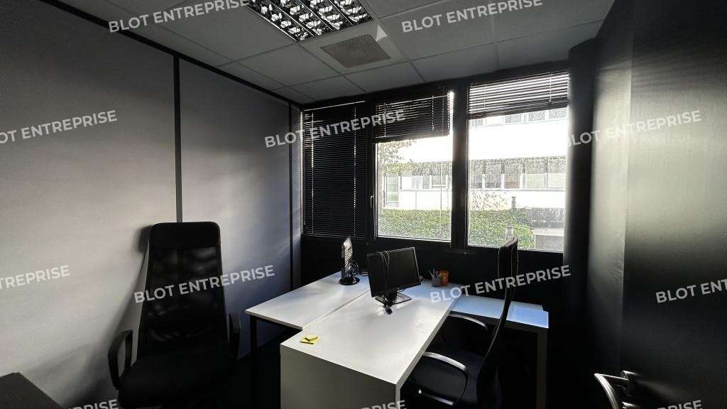 A louer bureaux rénovés de 381m² à Rennes