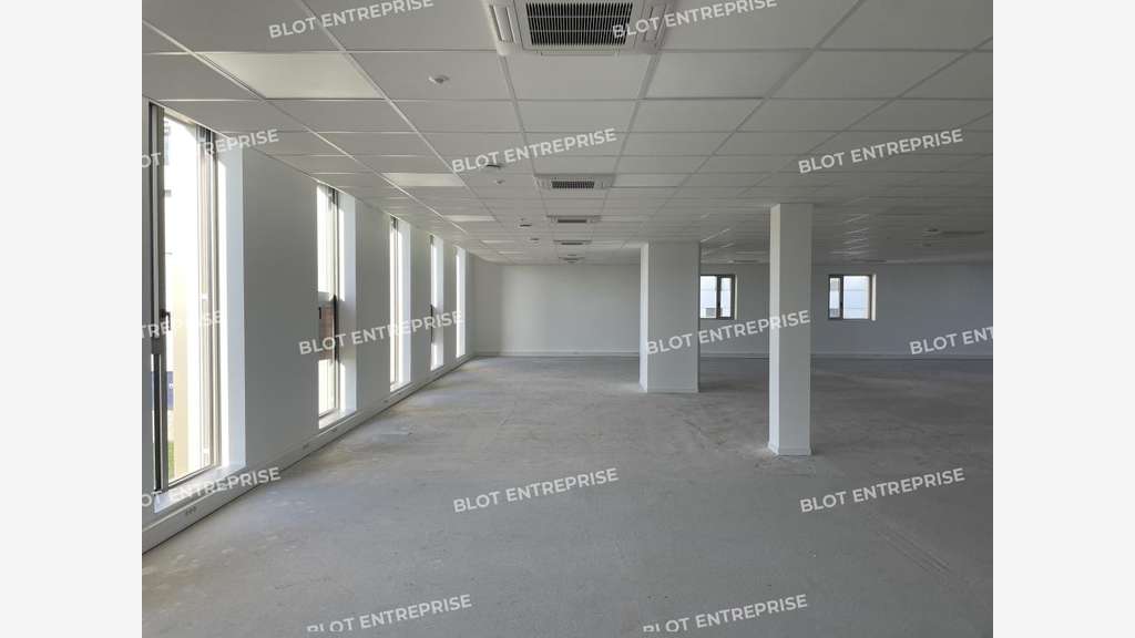A louer bureaux 400m² R+2 à Rennes