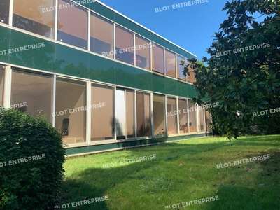 A louer bureaux 430m² à Rennes Métro Gros Chêne