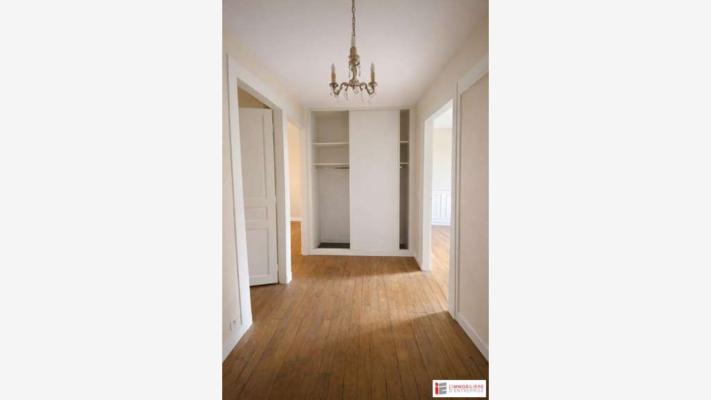 Plateau de bureaux 65m² RDC à louer à Rennes