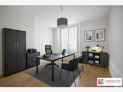 Plateau de bureaux 65m² RDC à louer à Rennes