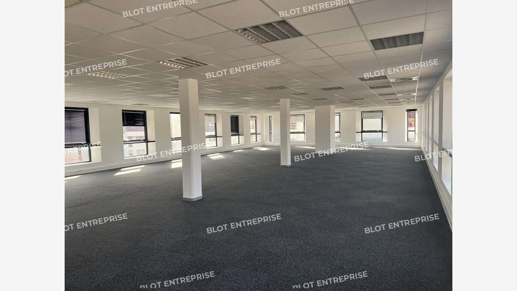 TRI-EXCLUSIVITE A louer bureaux 549m² R+3 Rennes