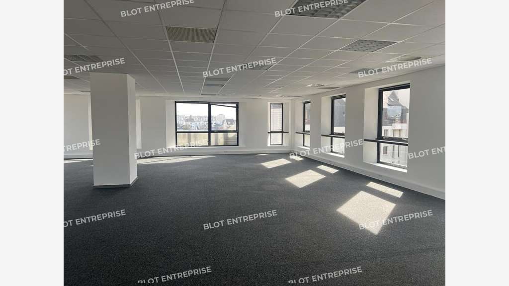 TRI-EXCLUSIVITE A louer bureaux 549m² R+3 Rennes