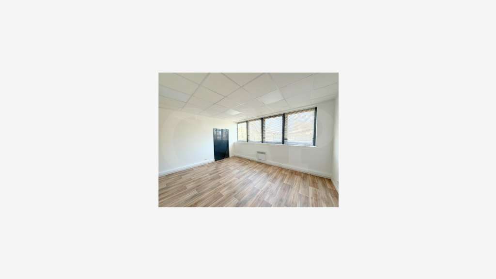 Bureaux 45m² à louer à Rennes Rue de Chateaugiron