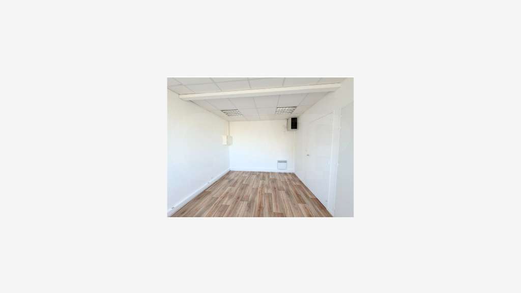 Bureaux 45m² à louer à Rennes Rue de Chateaugiron