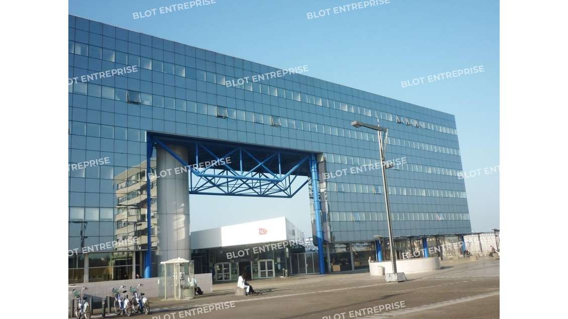 A louer bureaux 204m² zone Eurorennes