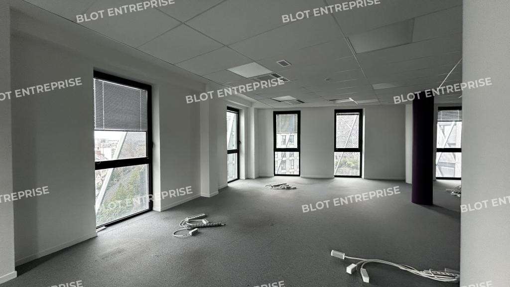 A louer bureaux 305m² R+5 à Rennes Gare 