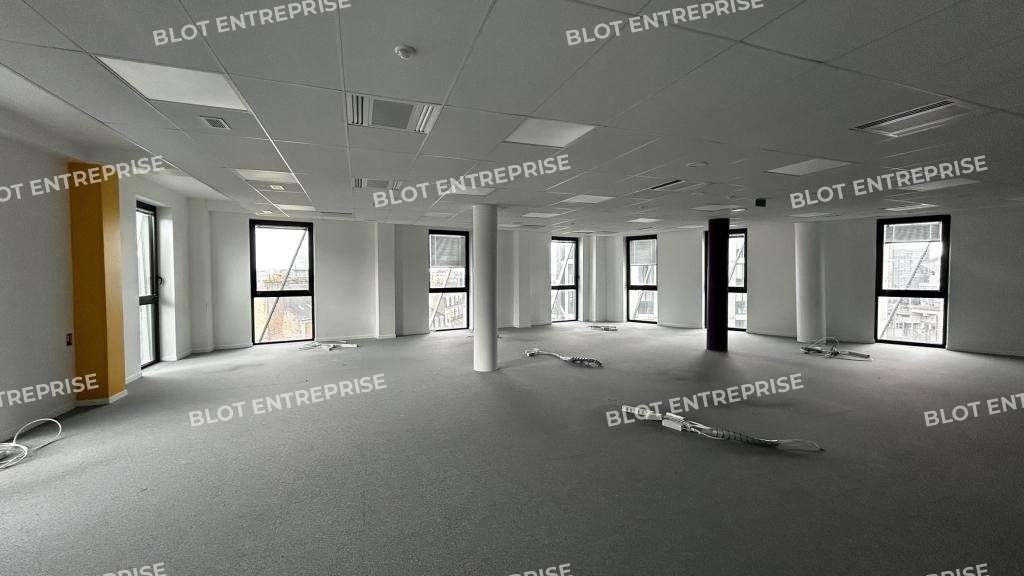 A louer bureaux 305m² R+5 à Rennes Gare 